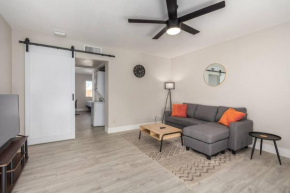 3beds-kingbedsleeps7hottubpoolgymwificentral